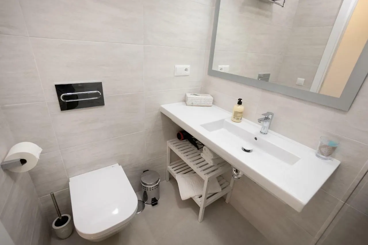 Apartamentos Mombasa 2 Planta Nerja Spain